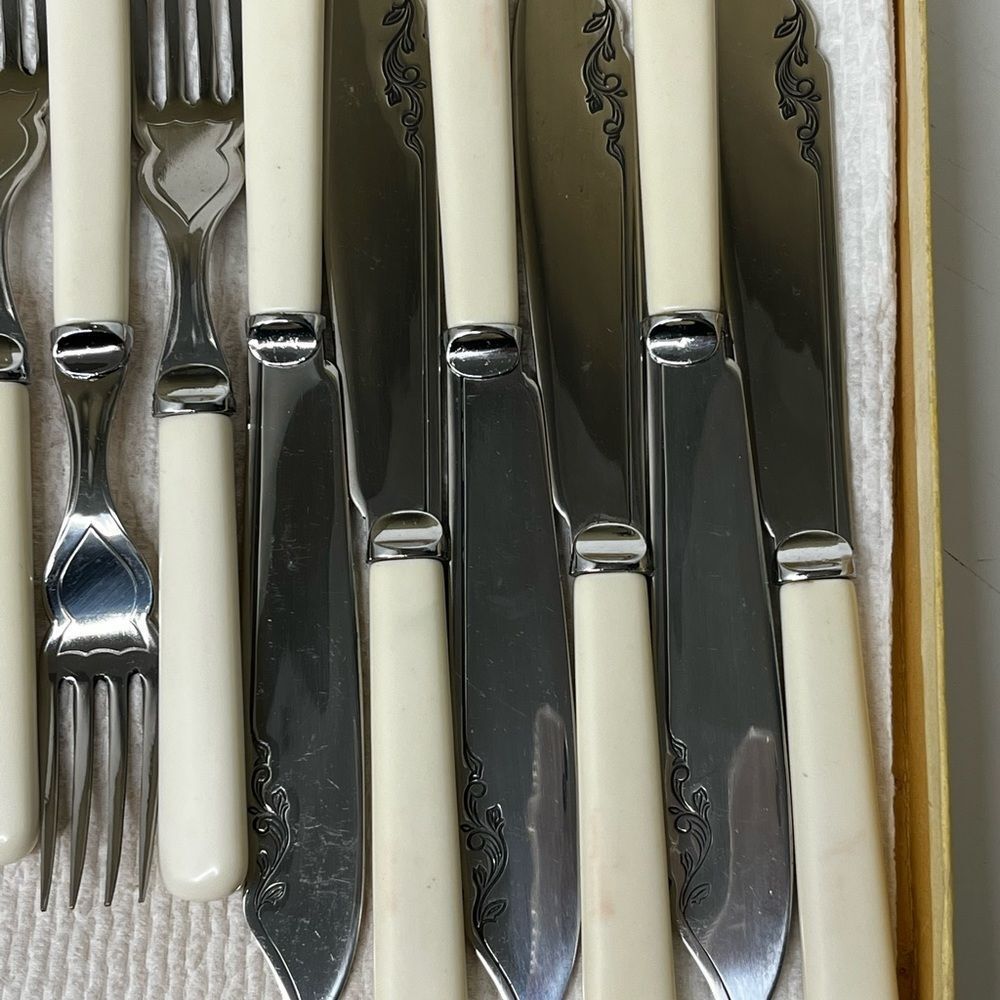 Fish Cutlery‎ Knives and Forks 6 Set Boxed Stainless Steel England Vintage - Picture 2 of 6